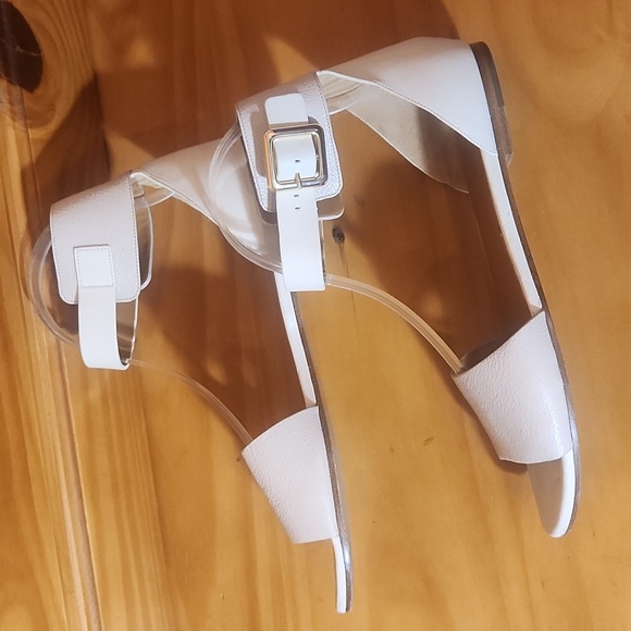 Chloé Cream Leather Ankle Strap Flats - Picture 8 of 14